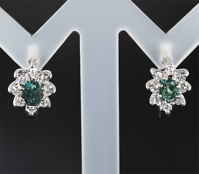 Комплект с александритами 2,67 карата и бриллиантами