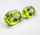 Пара насыщенных перидотов 7,56 карата