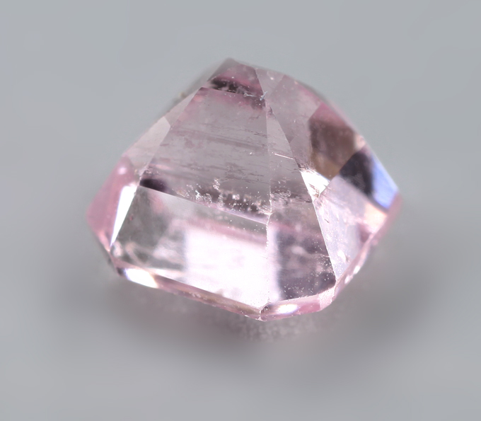 Розовый турмалин 1,57 карата