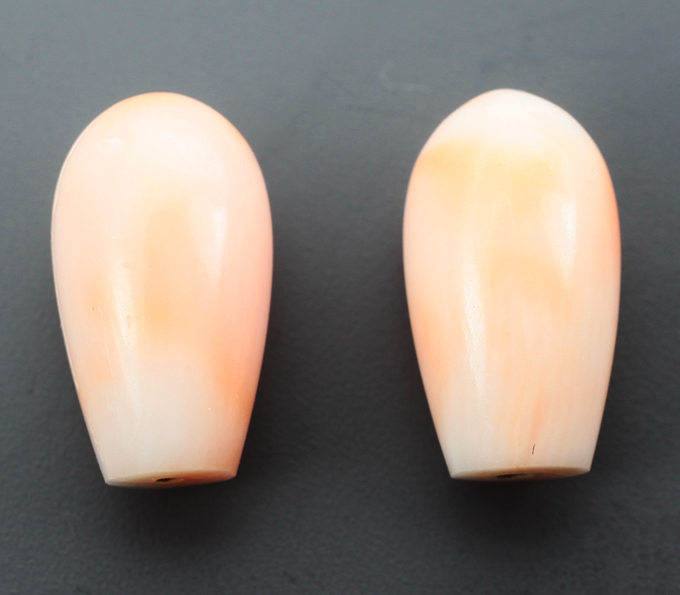 Пара solid кораллов 4,83 карата