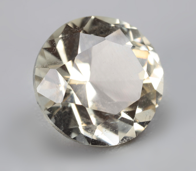 Орегонский солнечный камень 2,11 карата