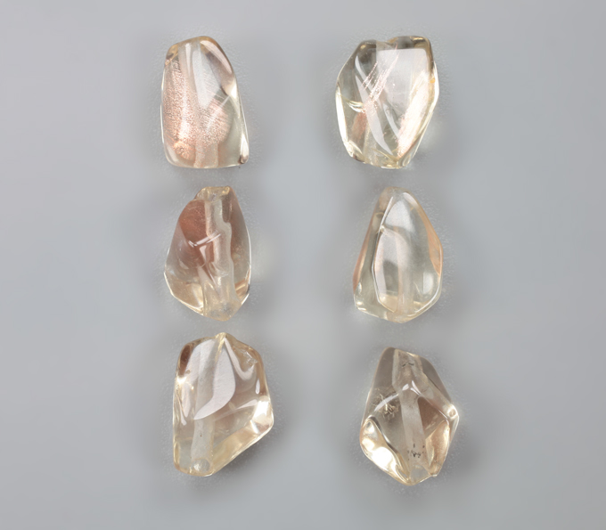 Крупный набор орегонских солнечных камней авторской огранки 12,67 карата! Эффект Шиллера!