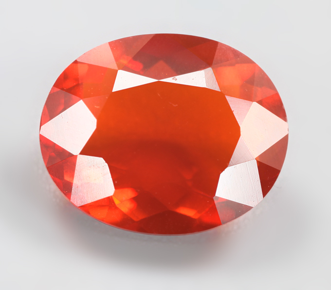 Чистейший мексиканский ограненный «огненный» опал 1,82 карата