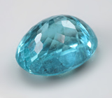 «Неоновый» апатит 1,4 карата