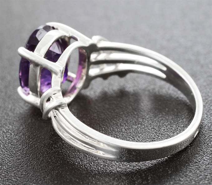 Кольцо с аметистом 2,45 карата 