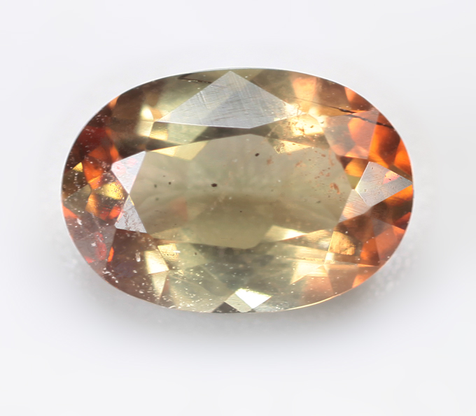 Андалузит 0,48 карата