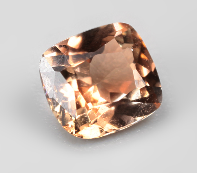 Андалузит 0,33 карата