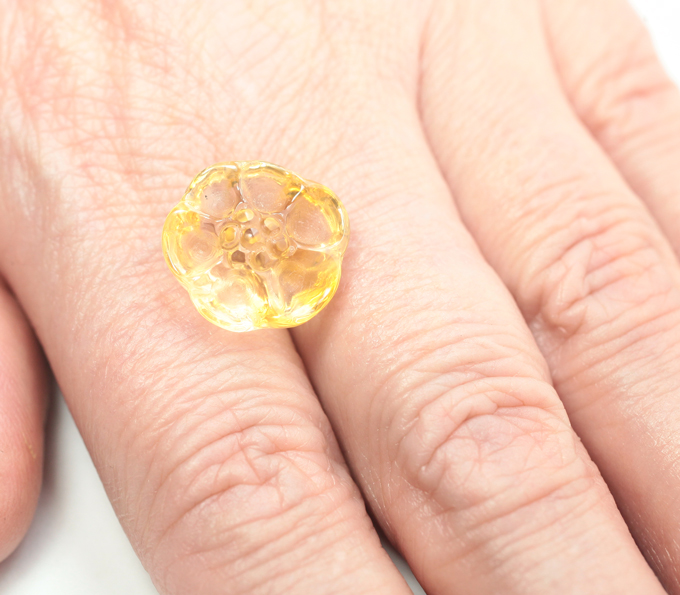 Резной цитрин высокой чистоты 9,8 карата