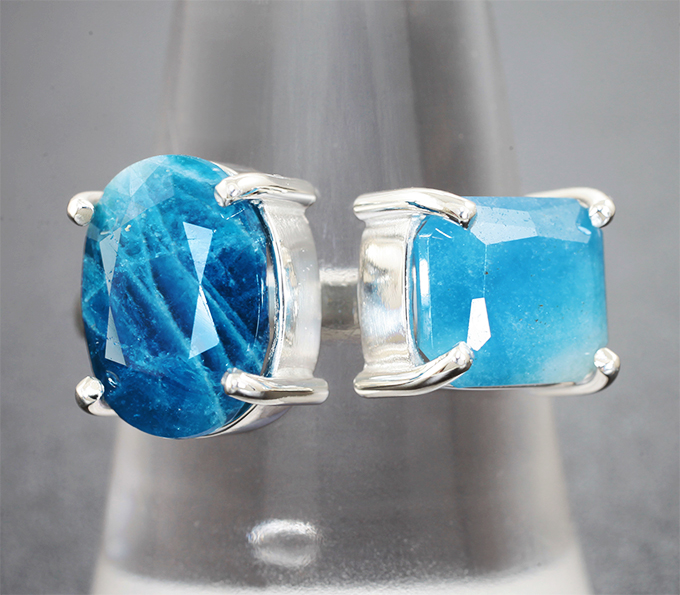 Кольцо с редким полихромным афганитом 2,04 карата и редким гаюином 2,83 карата