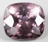 Розовато-пурпурная шпинель со сменой цвета 1,68 карата