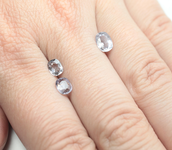 Набор из 3 пастельно-лавандовых шпинелей 2,27 карата