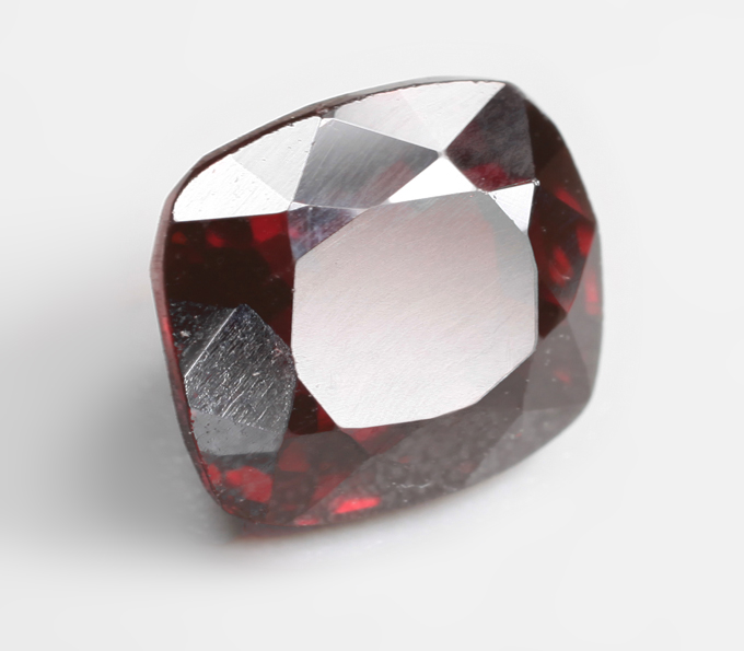 Рубиновая шпинель 1,53 карата