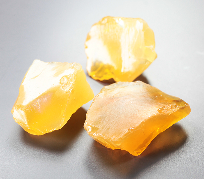 Набор из 3 неограненных «солнечных» опалов 21,88 карата