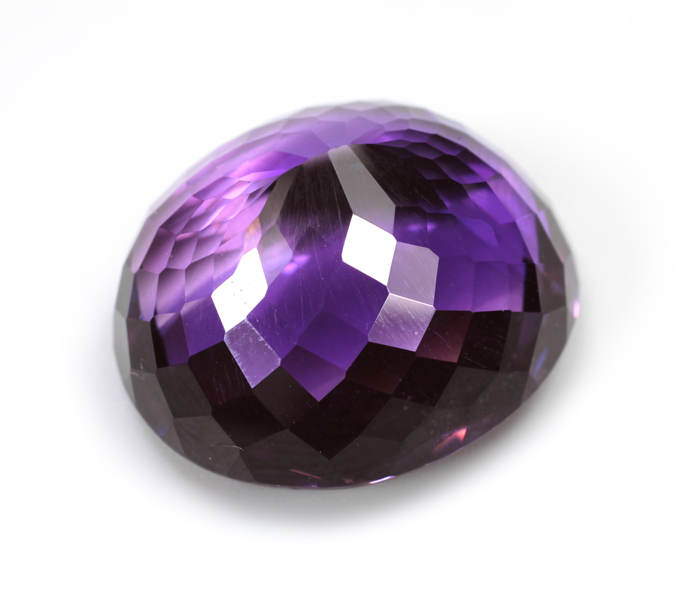 Чистейший крупный уругвайский аметист 28,2 карата