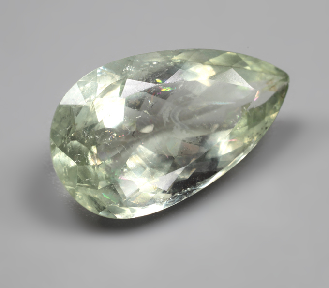 Мятно-зеленый турмалин 4,24 карата