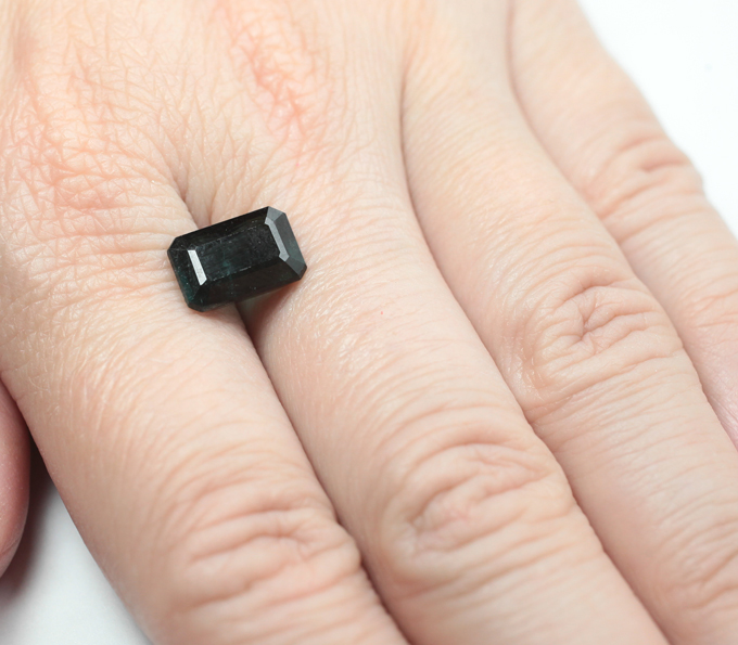 Индиголит турмалин 3,69 карата