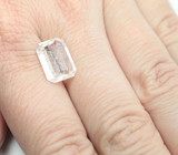 Пастельно-оранжевый морганит 4,01 карата