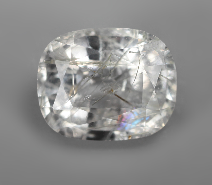 Редкий фенакит 1,58 карата