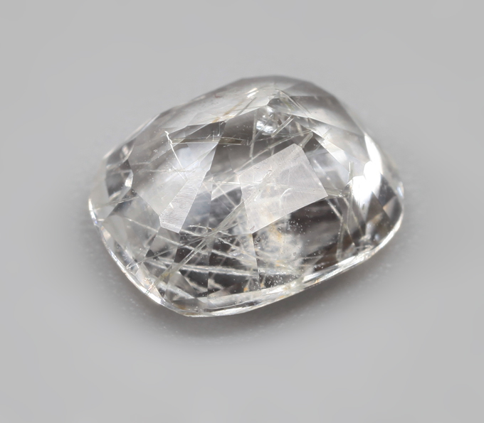 Редкий фенакит 1,58 карата