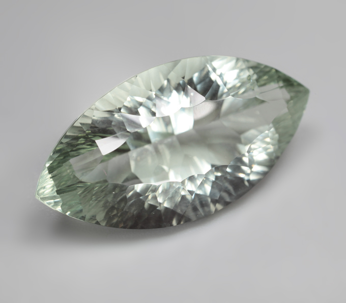 Чистейший зеленый аметист 20,87 карата!