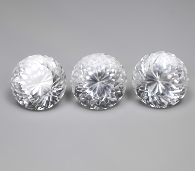 Набор чистейшего бесцветного кварца португальской огранки 39,8 карата