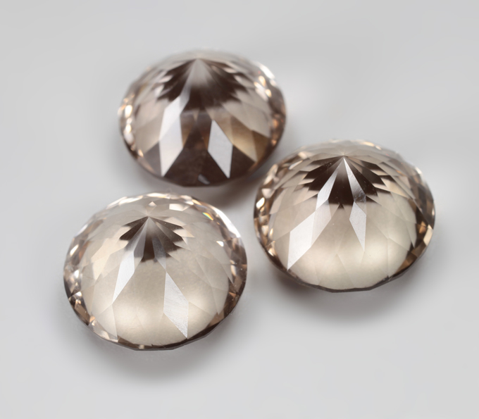 Набор чистейшего дымчатого кварца португальской огранки 36,2 карата