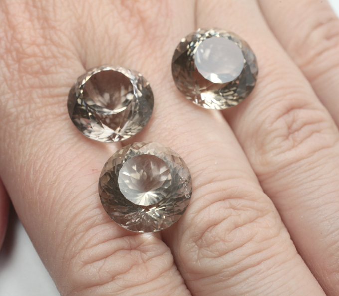 Набор чистейшего дымчатого кварца португальской огранки 36,2 карата