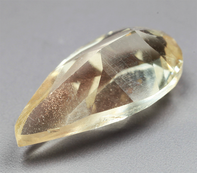 Орегонский солнечный камень 2,42 карата! Эффект Шиллера