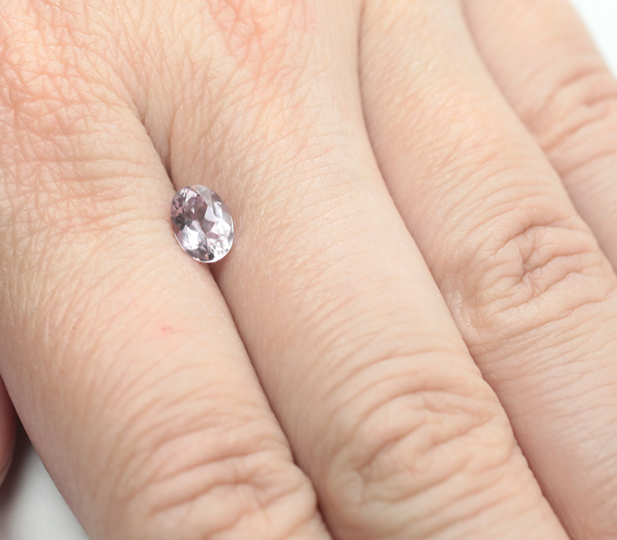 Зултанит 0,99 карата