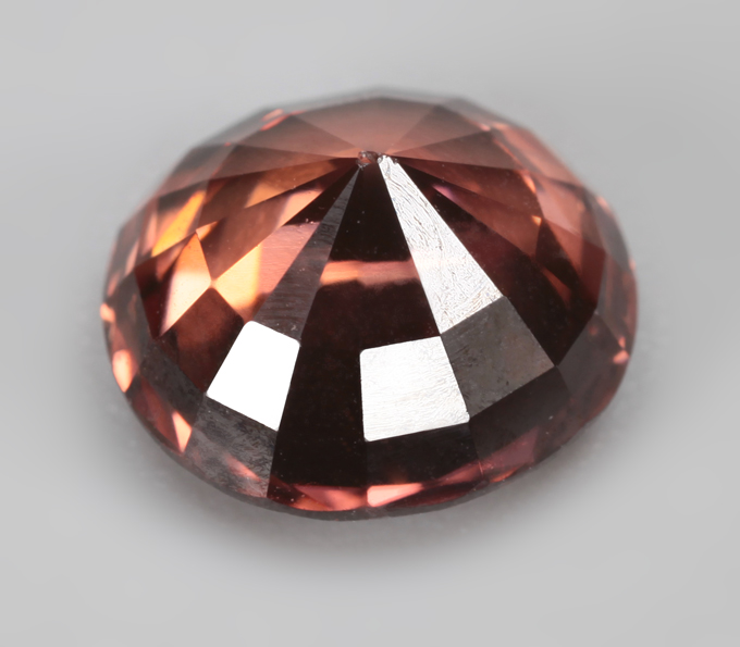 Чистейший падпараджа циркон 3,36 карата