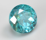 "Неоновый" апатит 2,2 карата