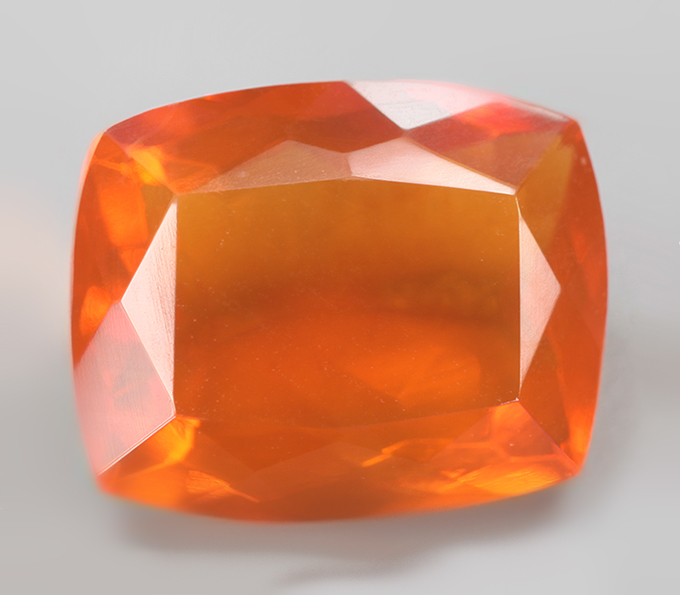 Мексиканский ограненный «огненный» опал 2,2 карата