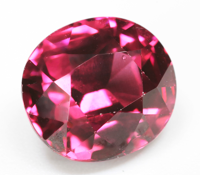 Умбалит гранат высокой чистоты 4,1 карата