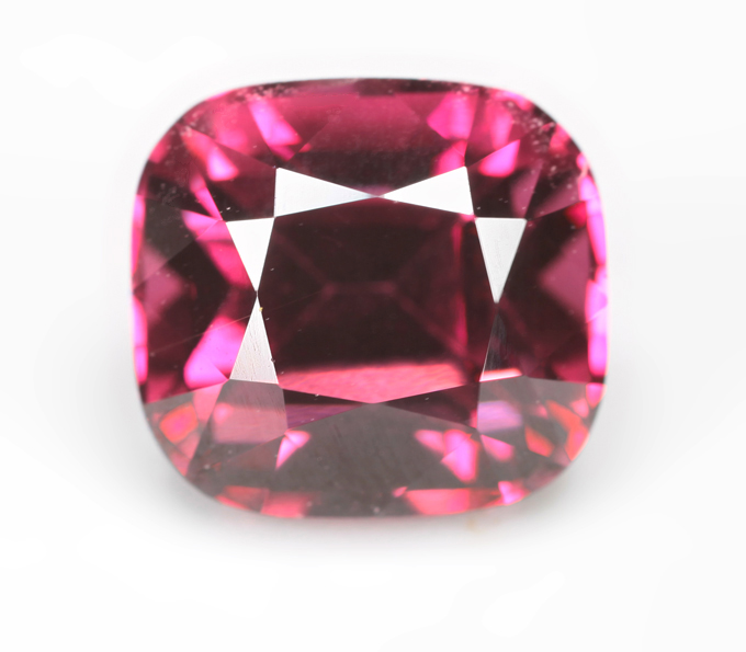 Умбалит гранат высокой чистоты 3,58 карата