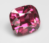 Умбалит гранат высокой чистоты 3,58 карата