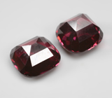 Редкая пара чистейших умбалитов гранатов 8,82 карата