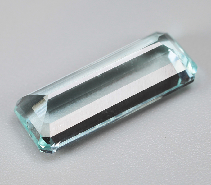 Аквамарин высокой чистоты 3,8 карата