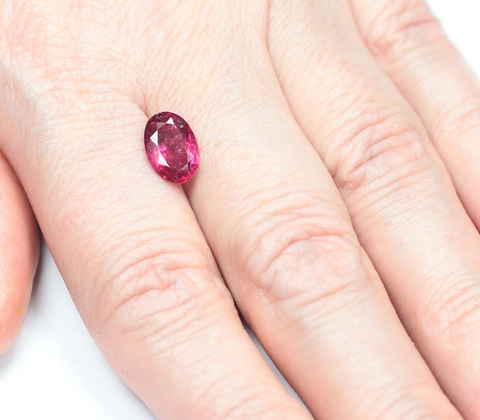 Рубеллит 2,1 карата