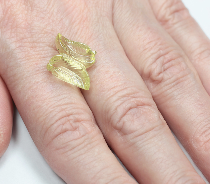 Яркий резной цитрин 8,09 карата