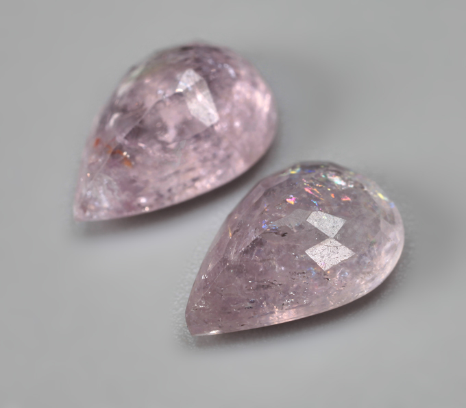 Редкая пара медьсодержащих турмалинов 3,24 карата