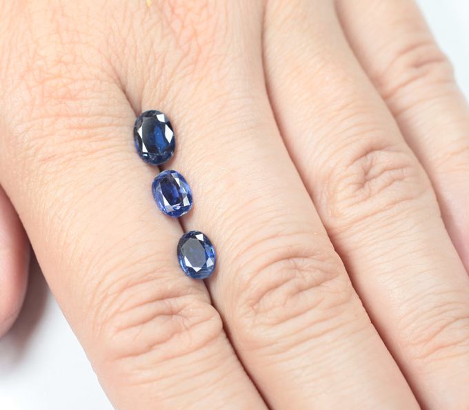 Набор из 3 насыщенных васильковых кианитов 3,25 карата