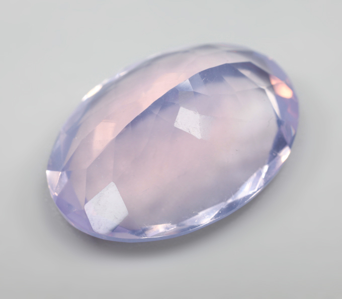 Ччистейший крупный лавандовый аметист 12,12 карата