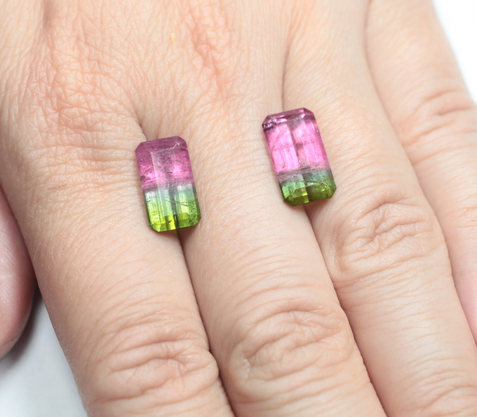 Редкая пара контрастных арбузных турмалинов 9,72 карата