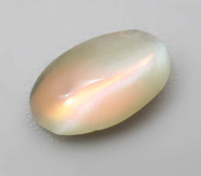 Хризоберилл с эффектом кошачьего глаза 1,11 карата