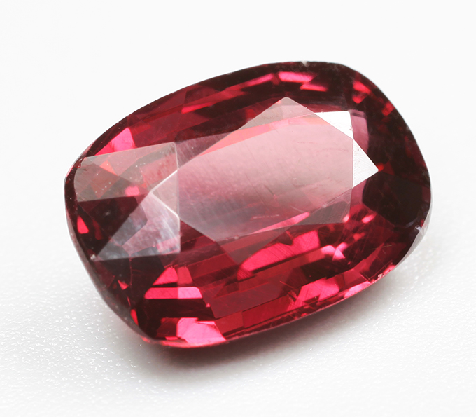 Родолит 2,68 карата