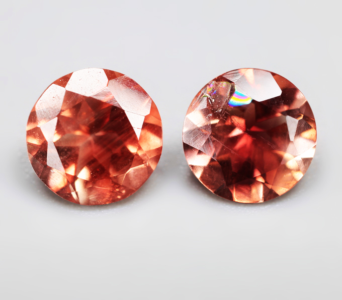 Пара орегонских солнечных камней 1,65 карата