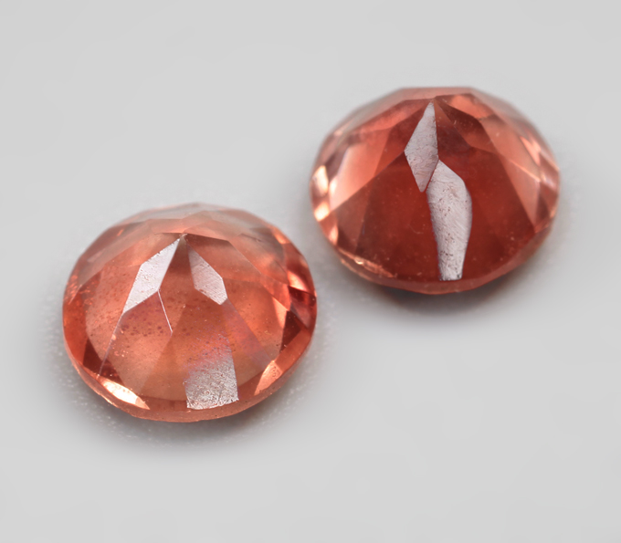 Пара орегонских солнечных камней 1,77 карата
