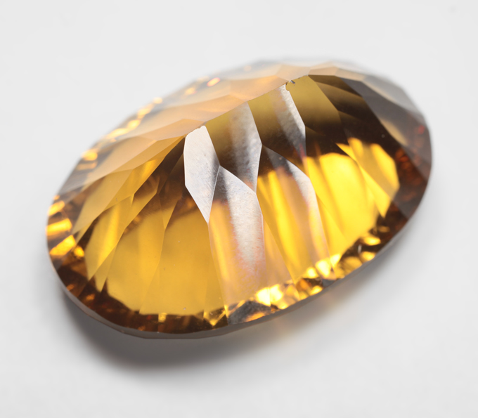 Крупный! Цитрин лазерной огранки 47,3 карата