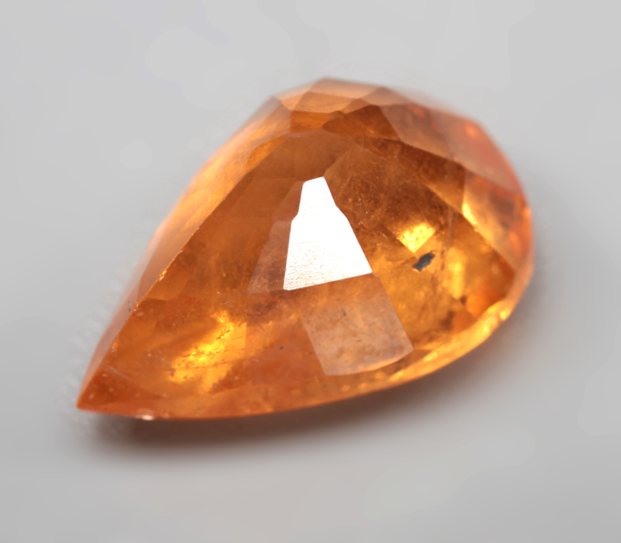 Спессартин гранат редкой огранки 2,91 карата