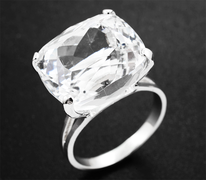 Серебро 925 Кольцо с гошенитом 17,85 карата